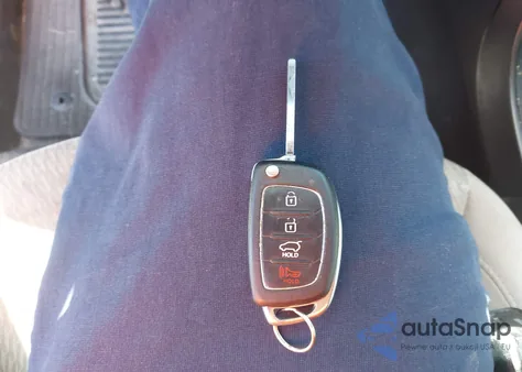 2014 Hyundai Santa Fe Sport 2.4L from USA, damaged, VIN 5XYZU3LB5EG154442